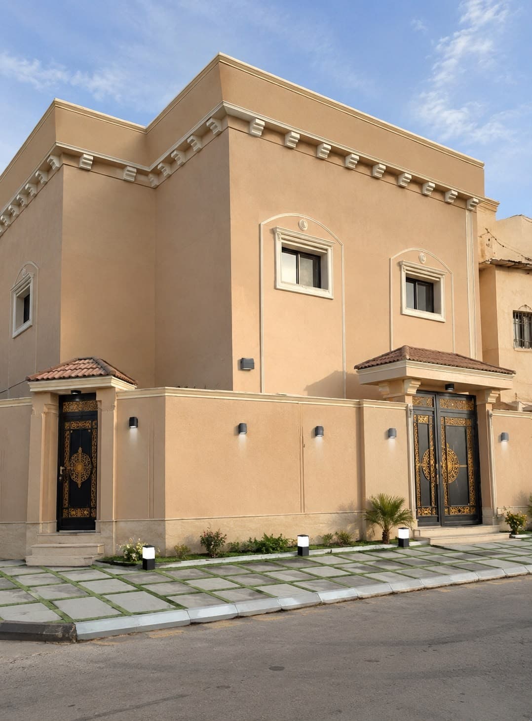 للبيع بيت زاوية فى مدينة سعد العبدالله للبيع بيت زاوية فى مدينة سعد العبدالله