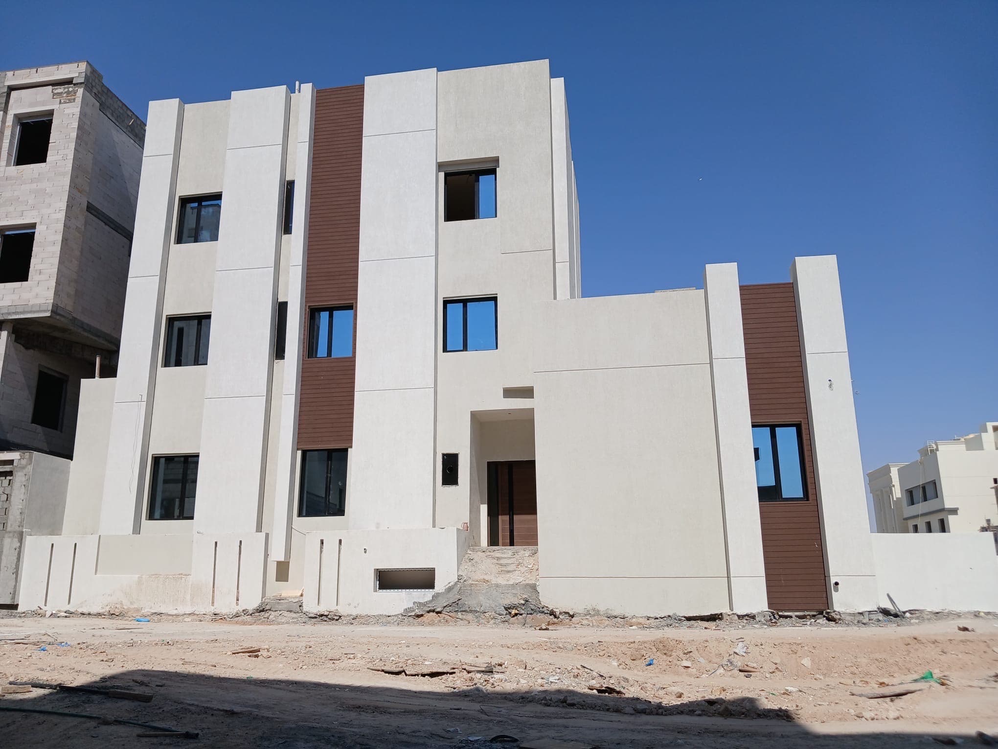 للبيع قسيمة شارع و سكه بالمطلاع رمز 5095 للبيع قسيمة شارع و سكه بالمطلاع